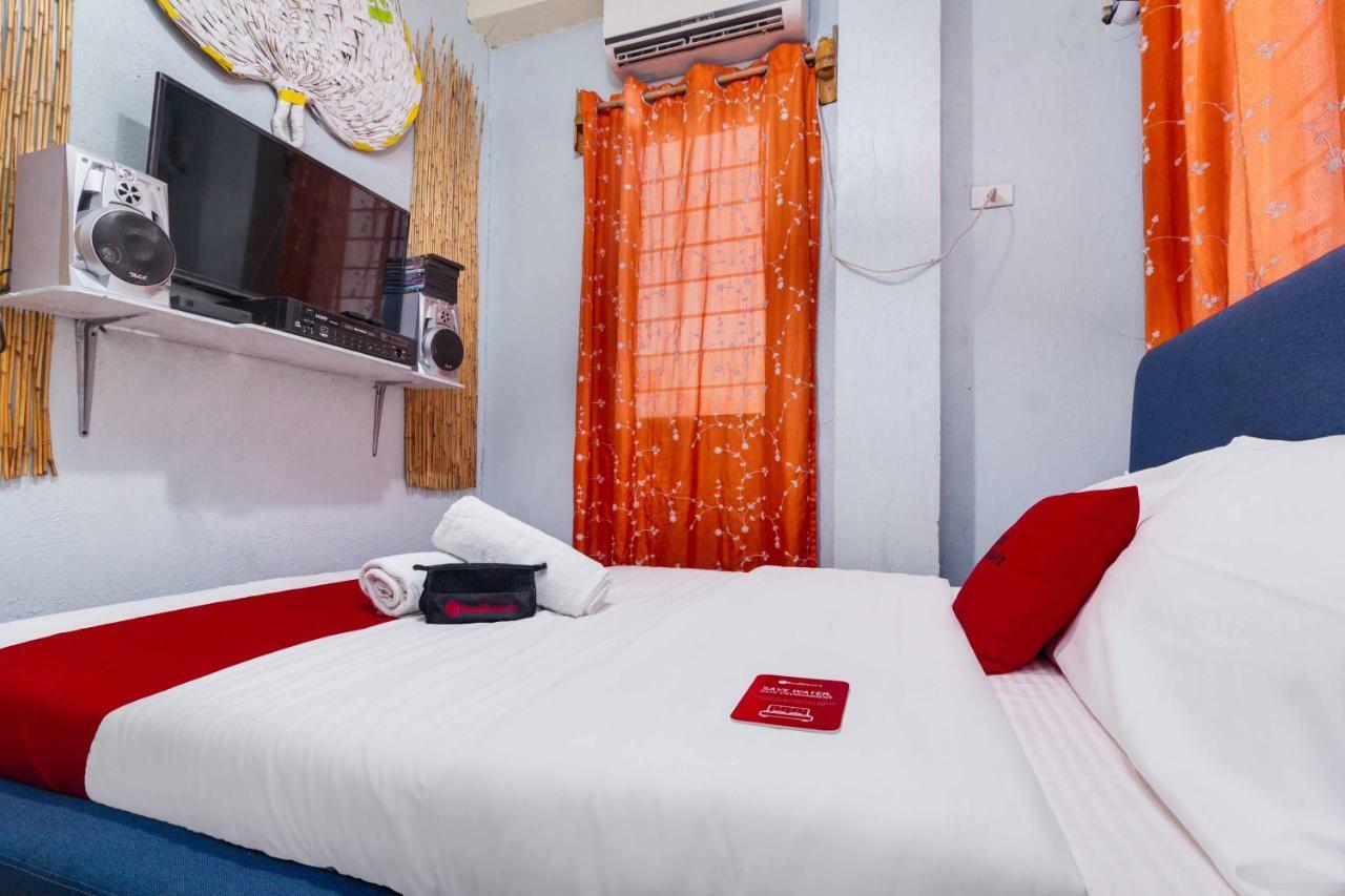 Hotel Reddoorz @ Zapatera Cebu Esterno foto